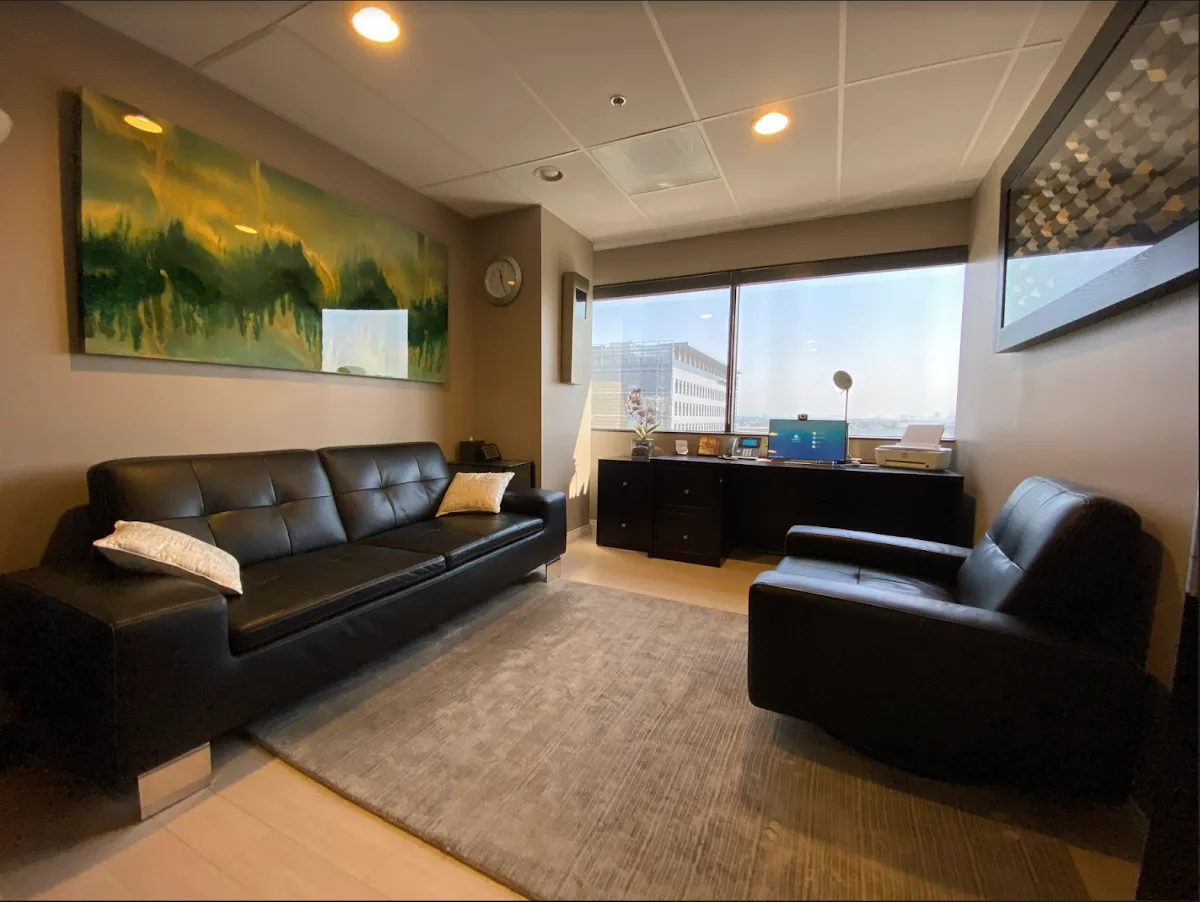 Mental Health Center - Photo 4