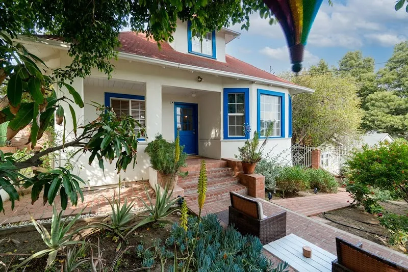 Rainbow Hill Sober Living - Photo 1