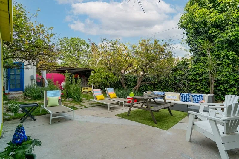 Rainbow Hill Sober Living - Photo 3