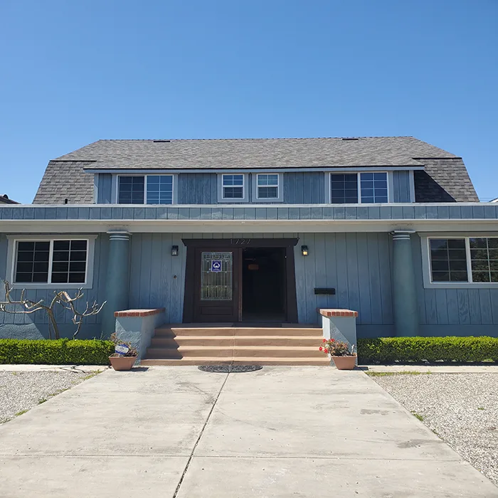 Donny's House Men's Sober Living - Photo 1