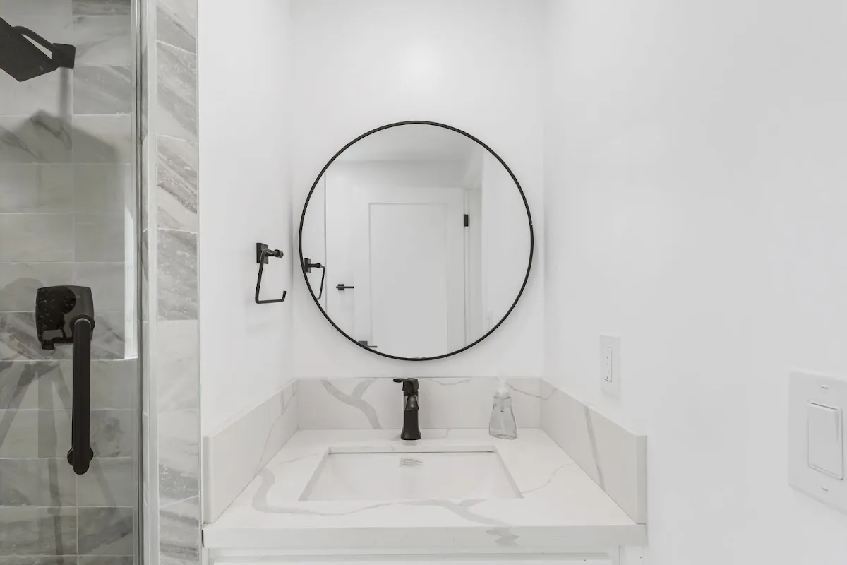 Gracious Wellsprings Sober Living - Photo 5