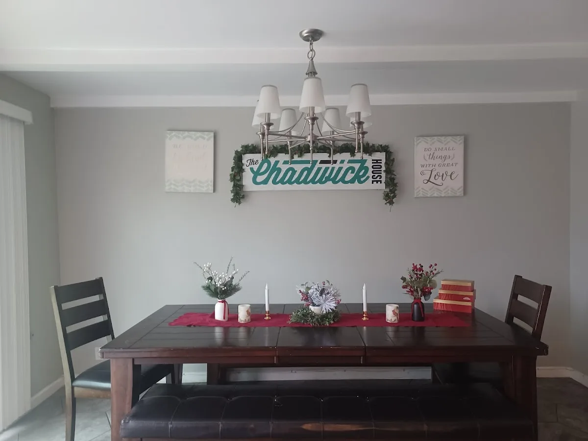 The Chadwick House Sober Living - Photo 4