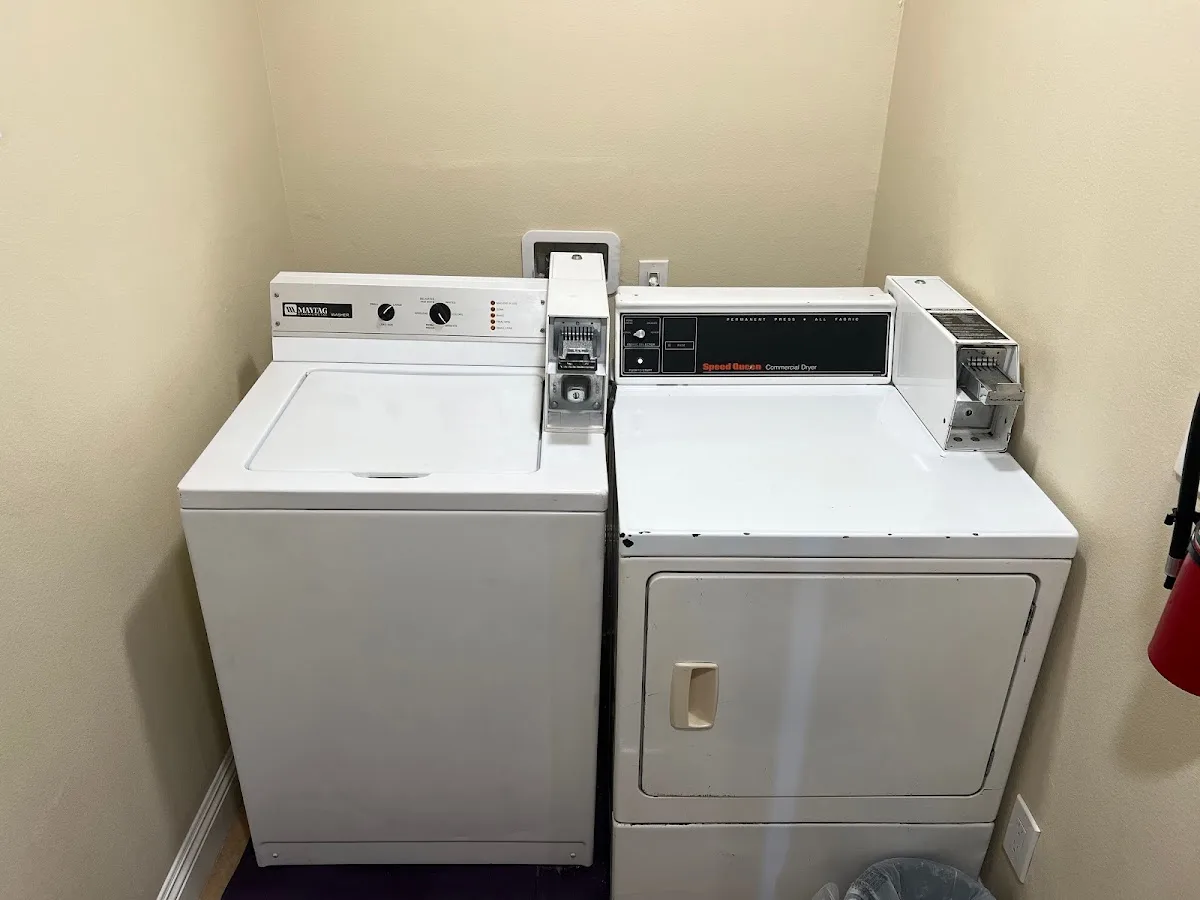 I AM SENT- room and board transitional housing - Photo 3