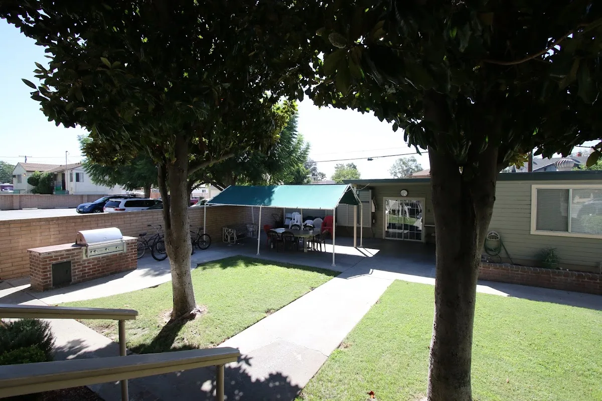 Puente House Sober Living in Covina - Photo 4