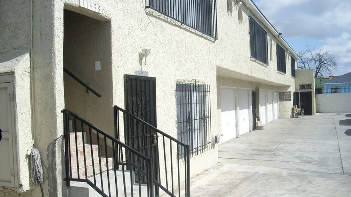 Uncle Dave's Housing - Photo 6