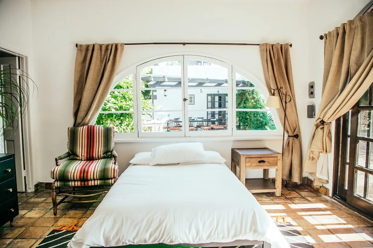 IHouse Sober Home for Men - Photo 4