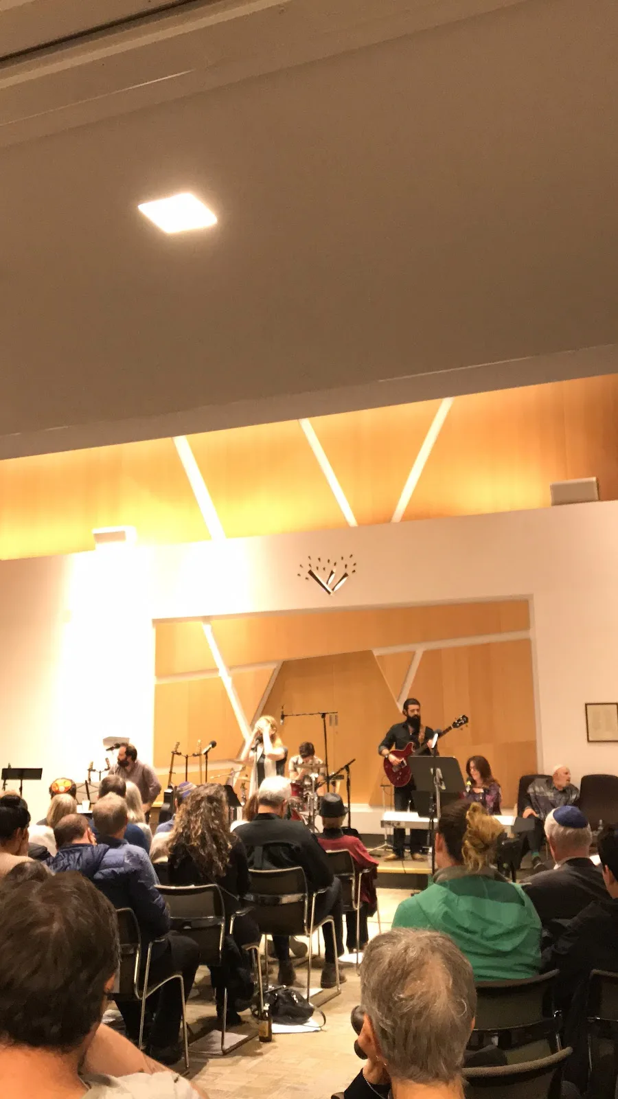 Beit T'Shuvah - Photo 4