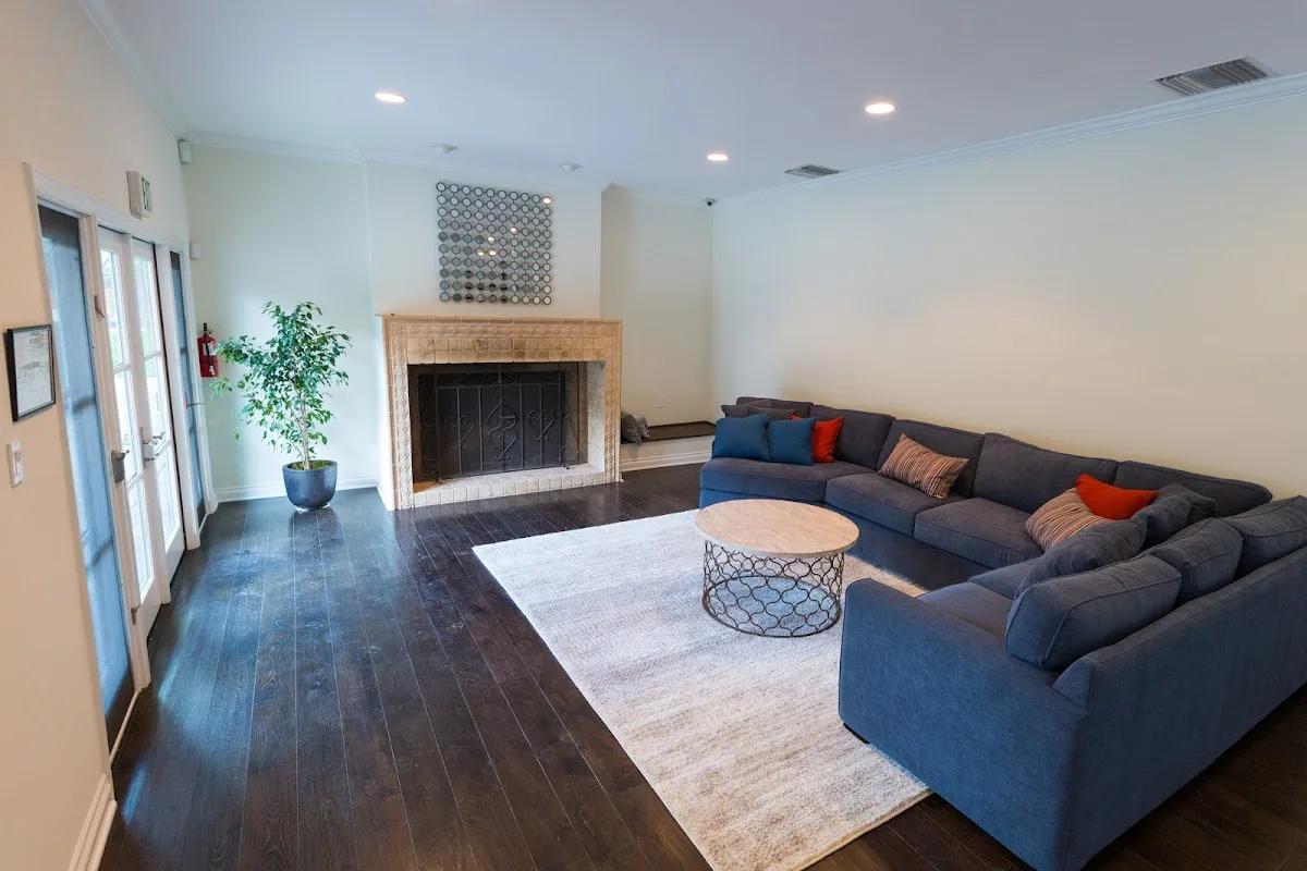 Ascend Healthcare: Residential and Outpatient Treatment for Teens in California - Photo 5