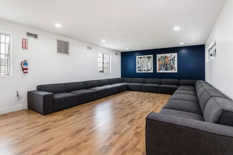 NuView Treatment Center - Expert Rehab & Mental Health Services in Los Angeles - Photo 2