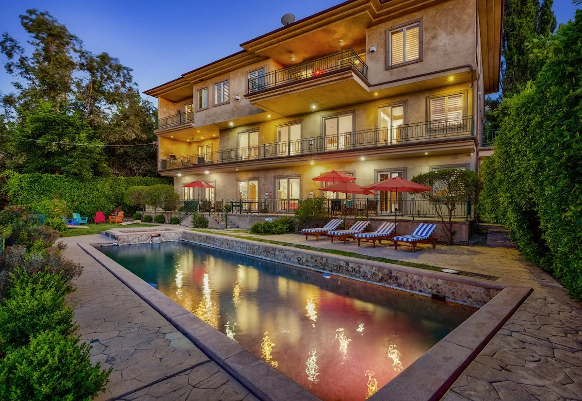 Luxe Recovery | Luxury Rehab & Detox - Photo 2