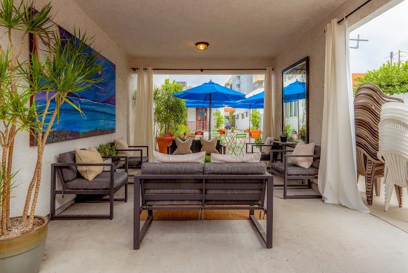 La Fuente Hollywood Treatment Center - Photo 3