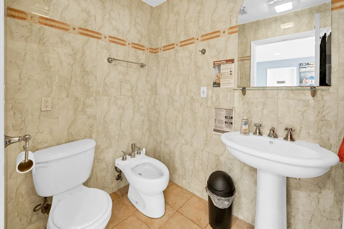 Northridge Addiction Treatment Center - Photo 3